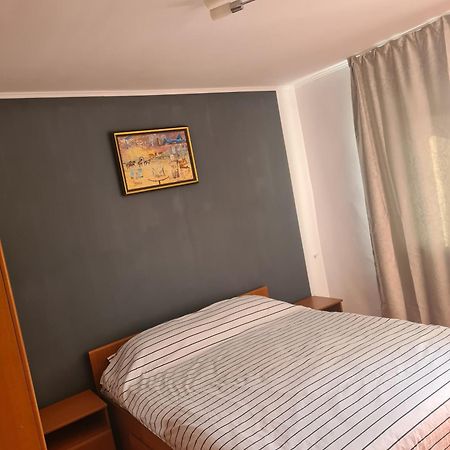 Eva Apartments Mall 90Mp Bacău Eksteriør billede